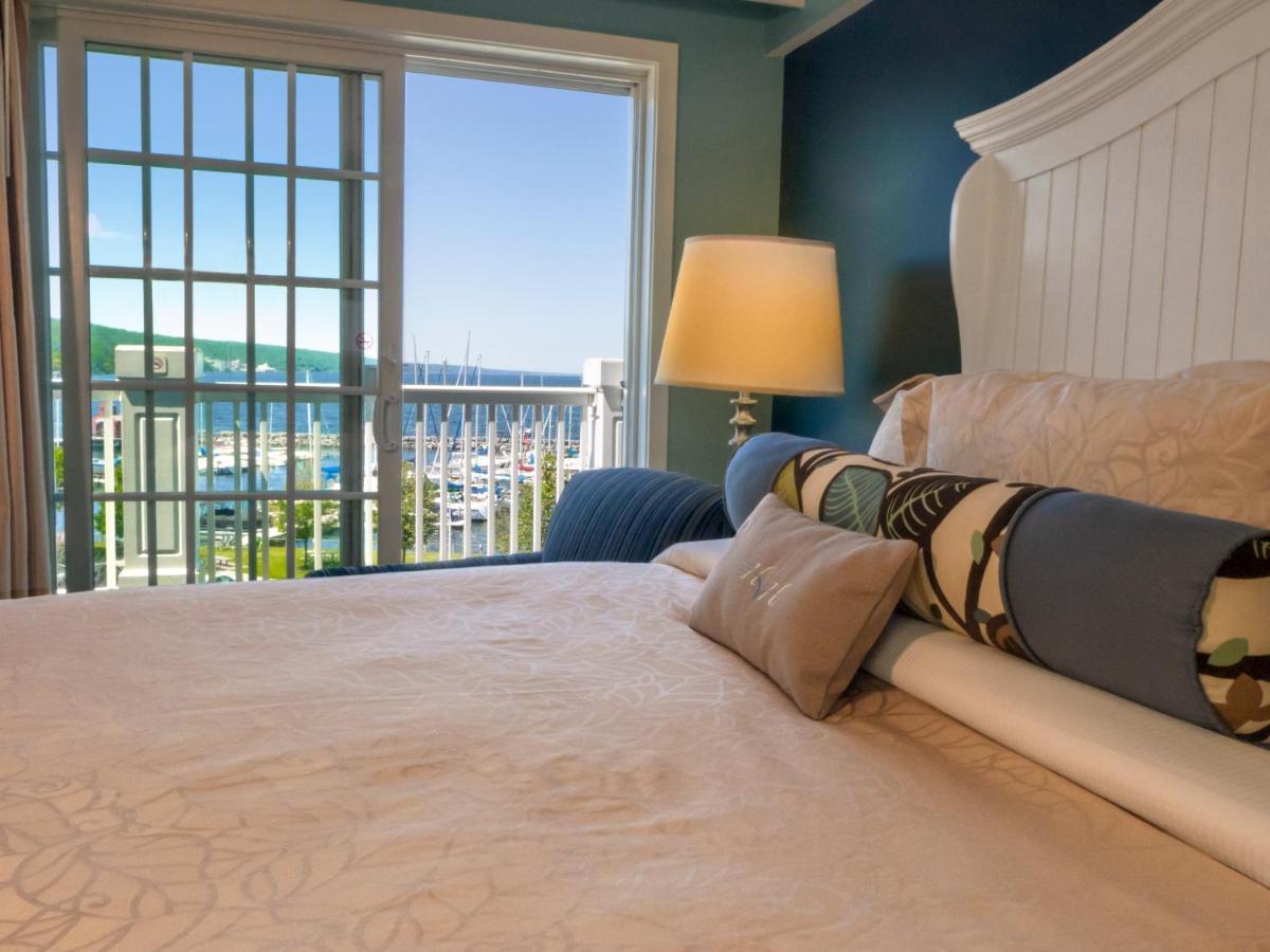 Watkins Glen Harbor Hotel מראה חיצוני תמונה