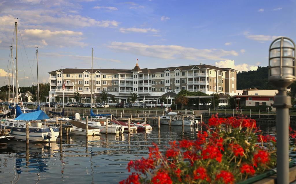 Watkins Glen Harbor Hotel מראה חיצוני תמונה