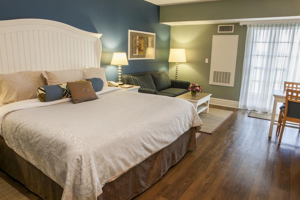 Watkins Glen Harbor Hotel מראה חיצוני תמונה