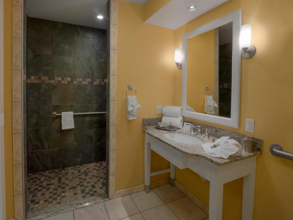 Watkins Glen Harbor Hotel מראה חיצוני תמונה